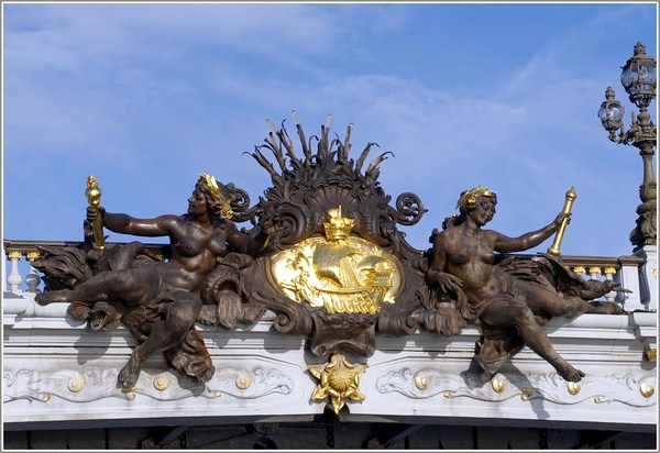 Нимфы моста Александра III