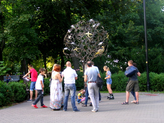 У "Дерева желаний"
